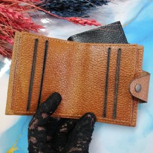 همه چیز درباره جاکارتی چرم گاوی مدل هرا